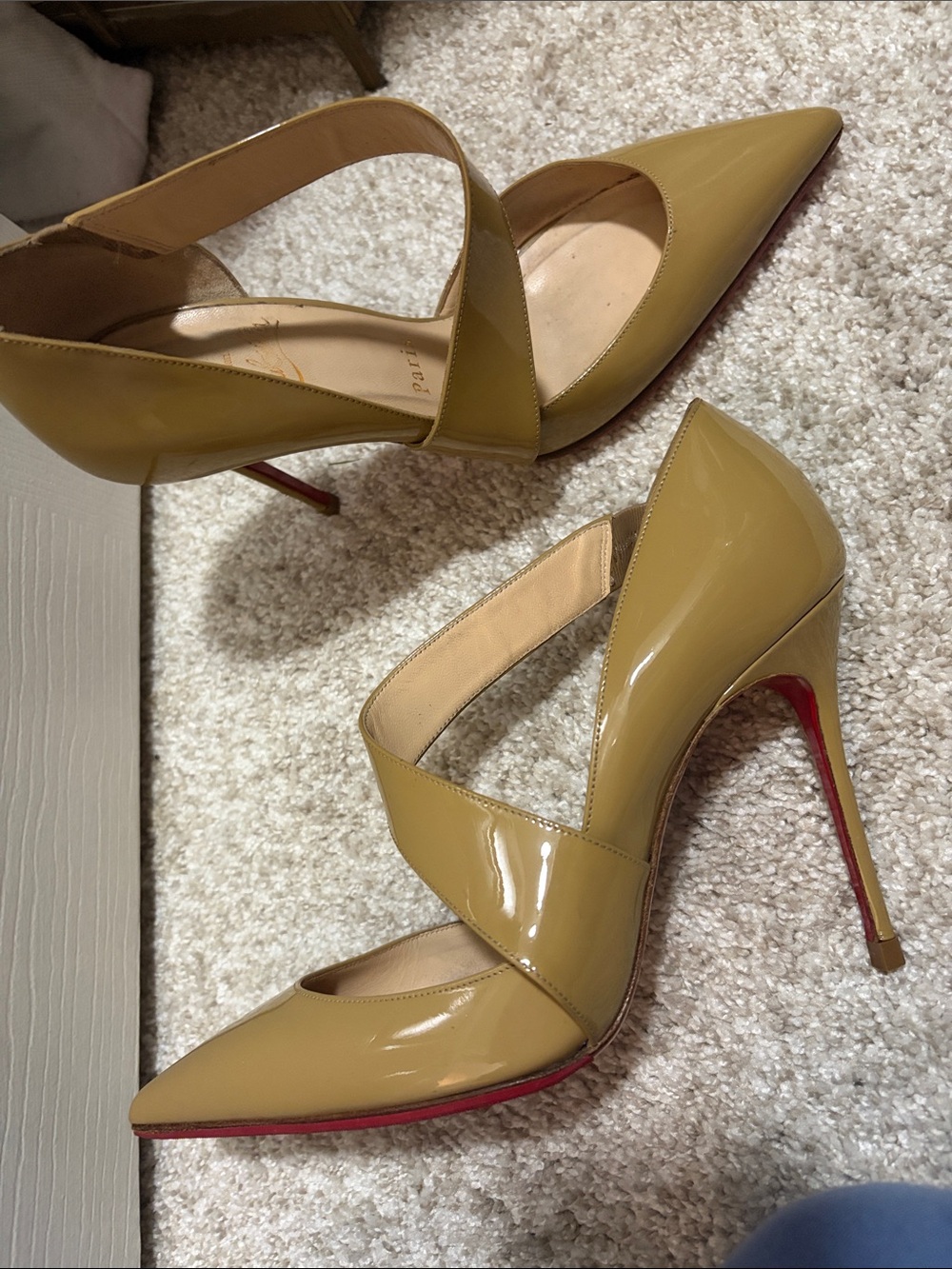 Christian Louboutin Glossy Patent Leather Pointed Heels